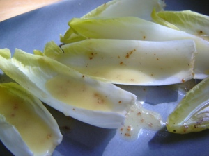 and if you don't have a grill pan or grill, raw endive is tasty too.